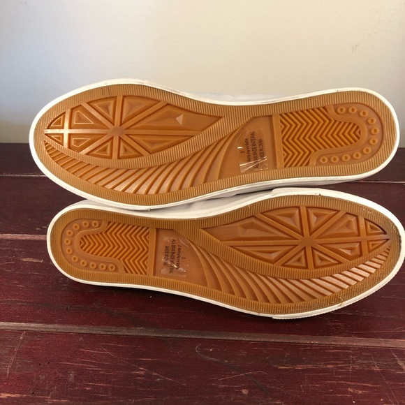 Betty Boop Selfie Black Slip-on Casual Loafers Size 9 - NWOT - Picture 9 of 9